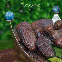 Load image into Gallery viewer, Amber Dates (Saudi Dates) - Organic Co

